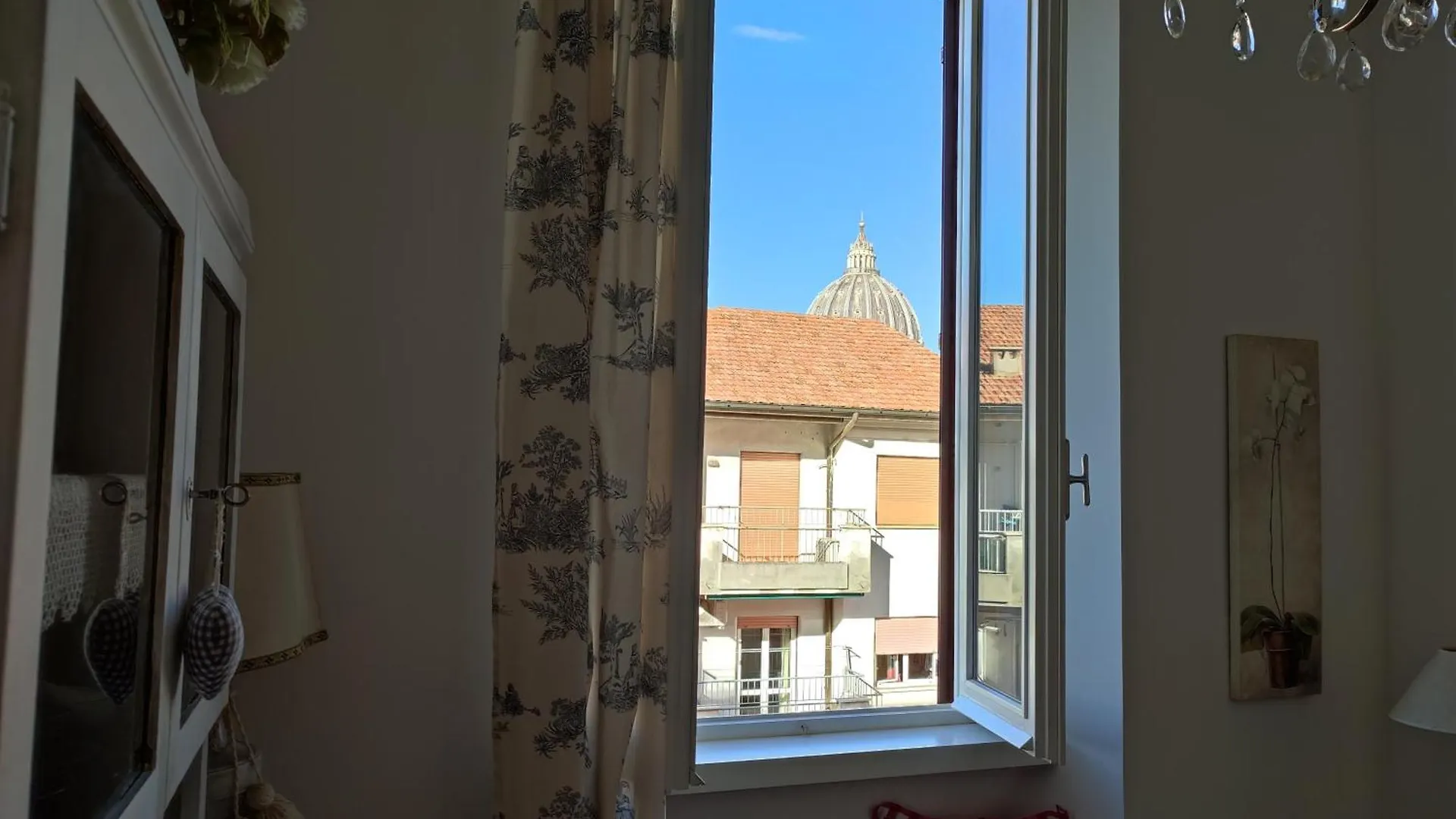 Romantika Guest House