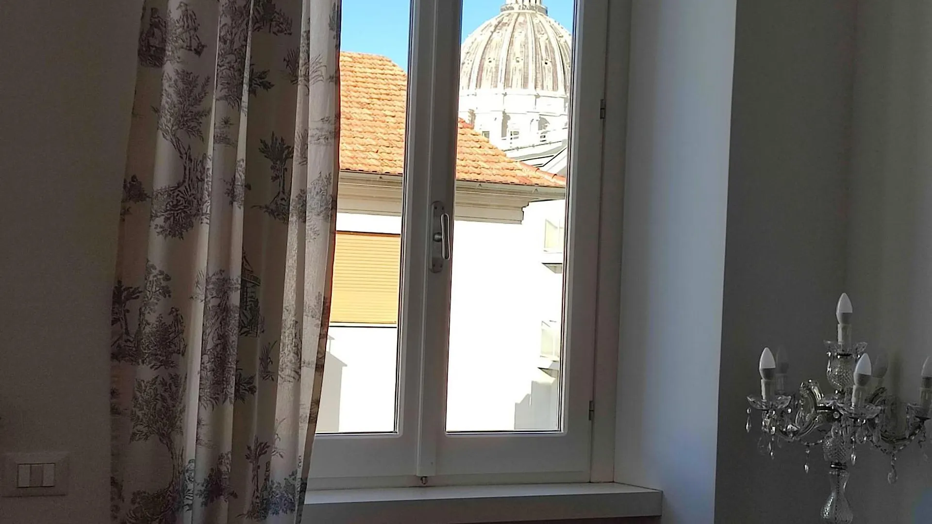 Romantika Guest House Rome