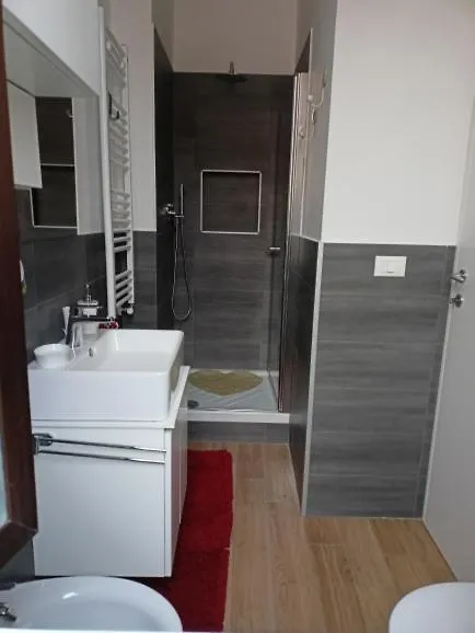 Romantika Guest House 0*, Rome