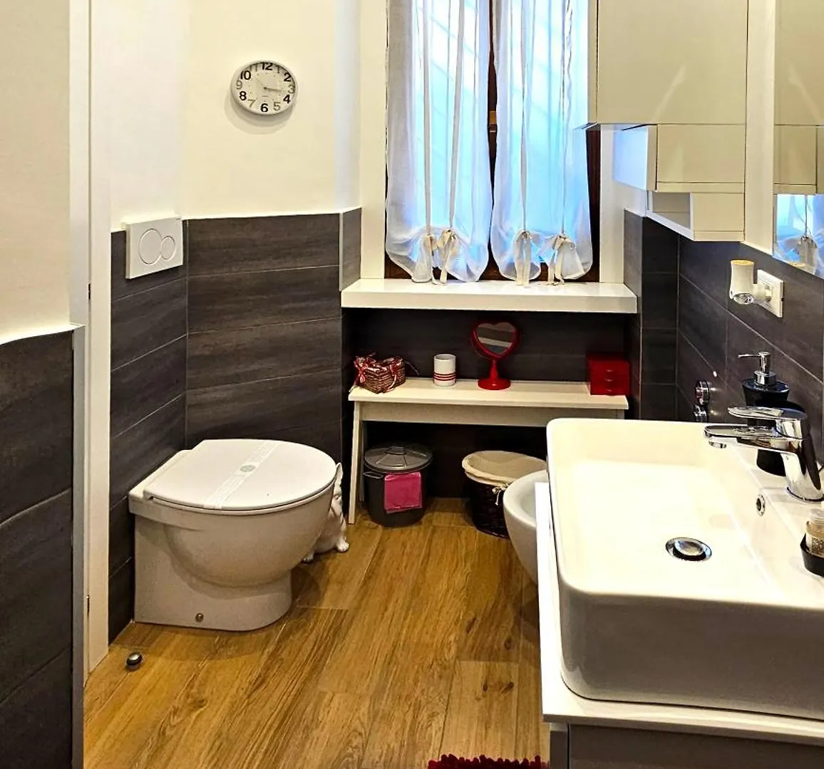 Romantika Guest House Italy